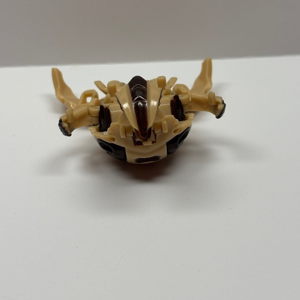 Bakugan Rubanoid B2 800g Tan Subterra Gundalian Invaders - Picture 2 of 5